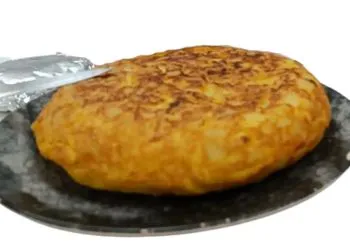 Tortilla de patatas española